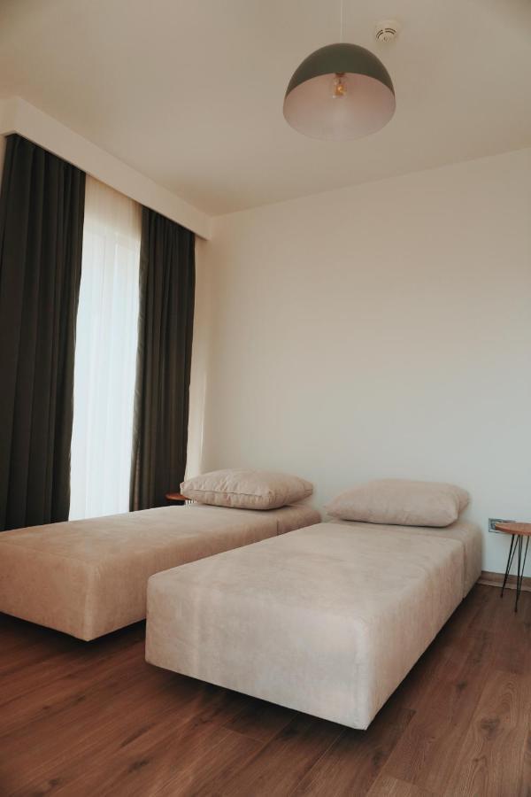 Merdz Spa & Fitness Sky Apartment سكوبجي المظهر الخارجي الصورة