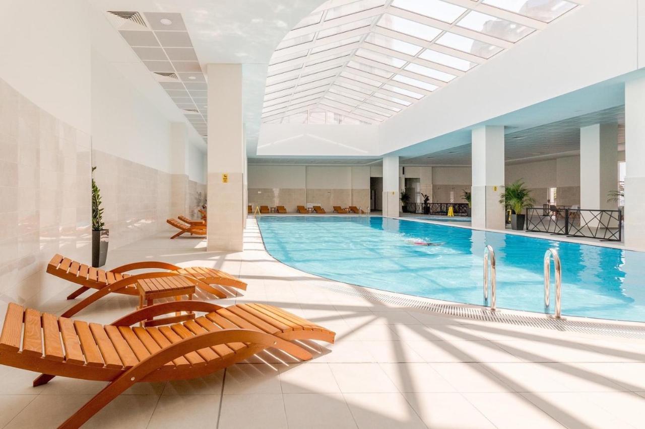 Merdz Spa & Fitness Sky Apartment سكوبجي المظهر الخارجي الصورة