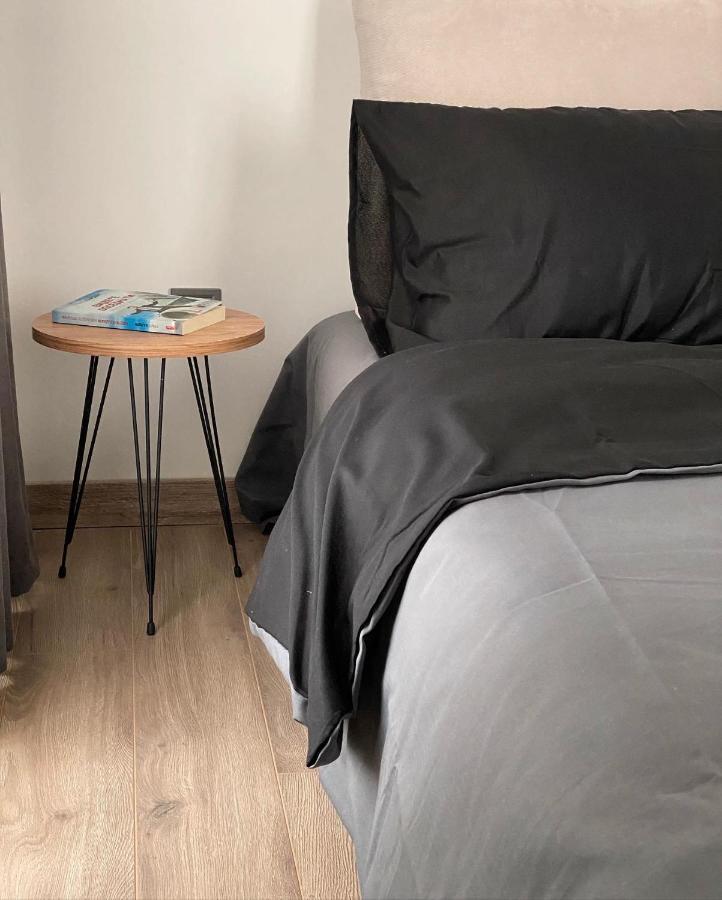 Merdz Spa & Fitness Sky Apartment سكوبجي المظهر الخارجي الصورة