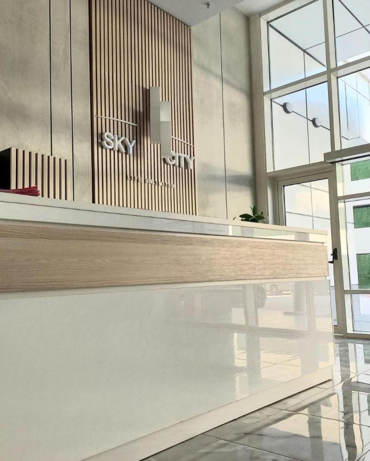 Merdz Spa & Fitness Sky Apartment سكوبجي المظهر الخارجي الصورة